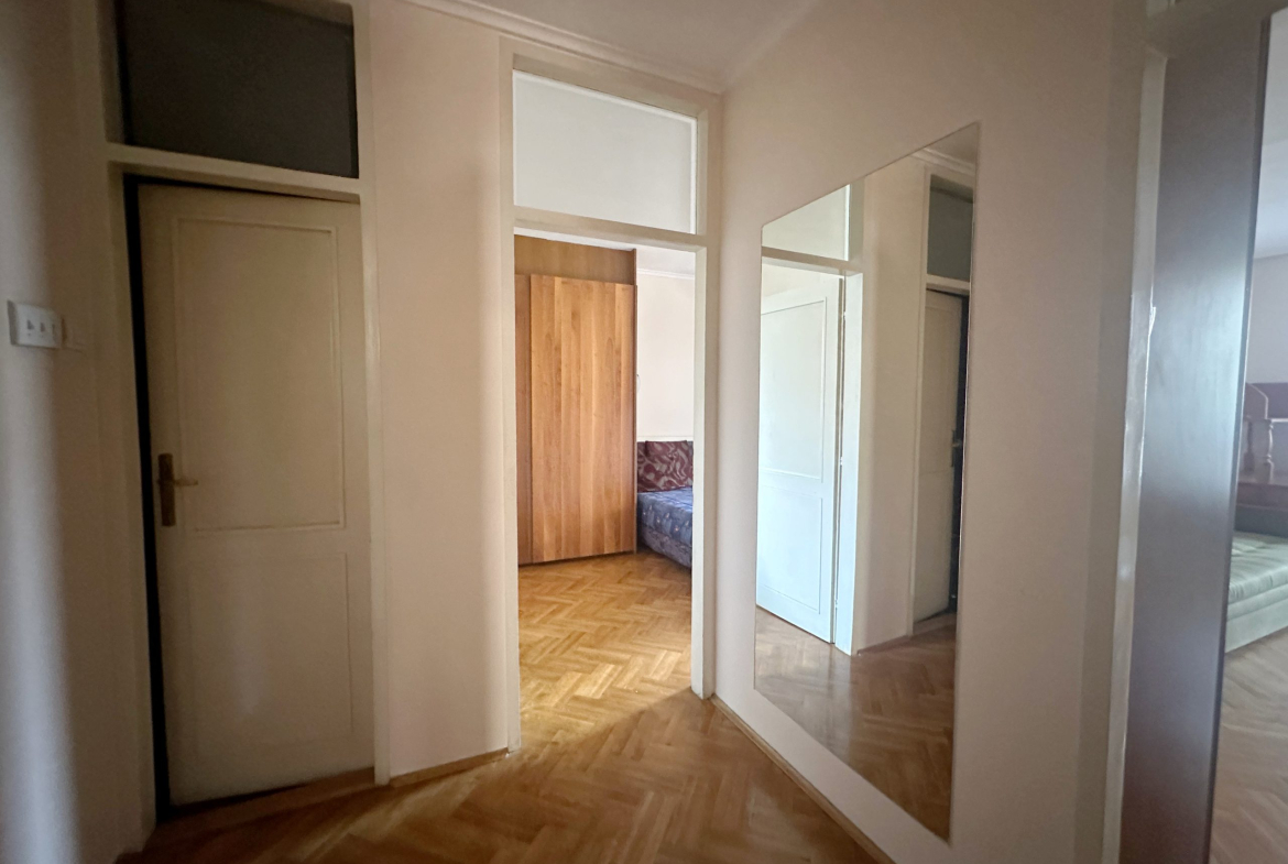 Izdavanje stanova Vračar (Njegoševa) (13) Izdavanje stanova vračar (njegoševa) (13)
