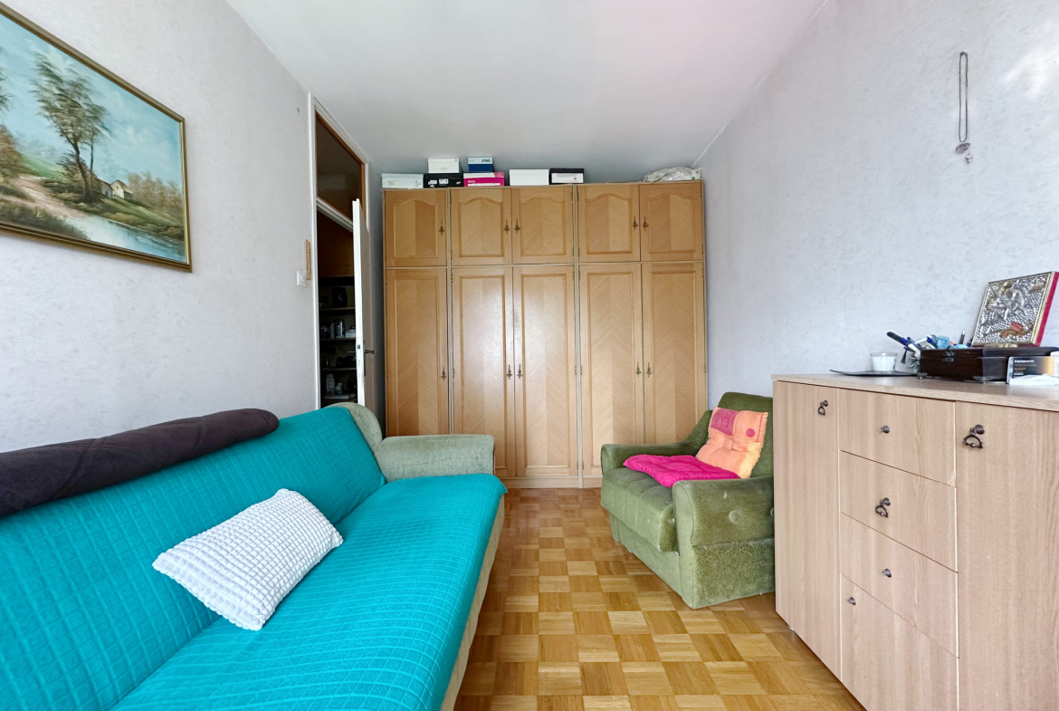 Prodaja-stanova-Novi-Beograd-Blok-61-spavaca-soba-scaled Jurija Gagarina Blok 61