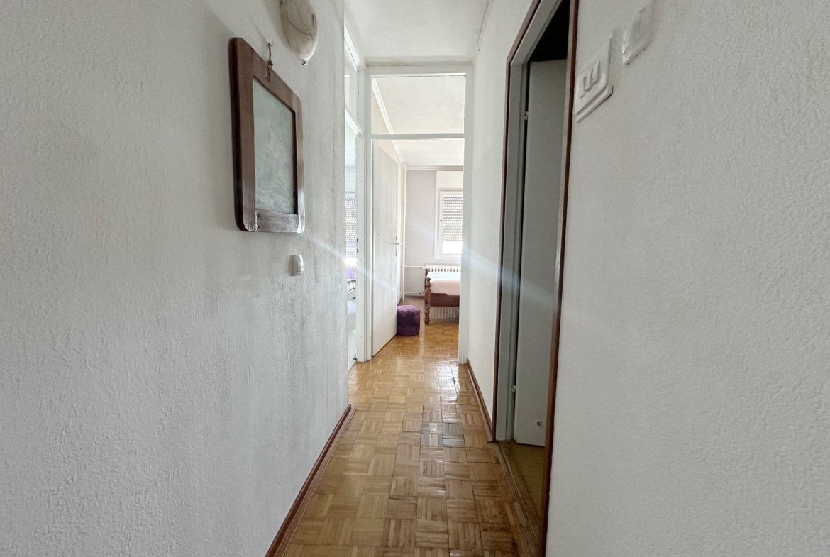 Blok 64-Gandijeva 69m2