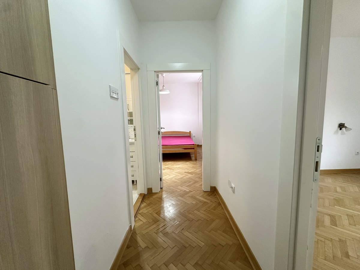 Prodaja stanova Savski venac Kneza Milosa spavaci blok